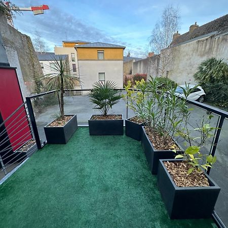 Le Saint Symphorien, Parking Gratuit Privee Apartment Vannes Exterior photo